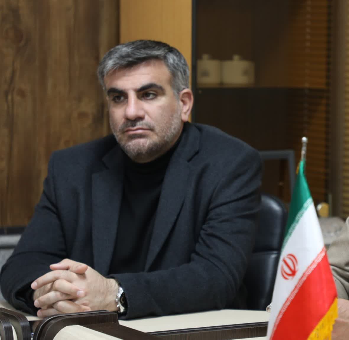 مهندس صمغ آبادی رئیس کمیسیون عمران شهرداری و شورای اسلامی شهر هشتگرد : دلیل تاخیر در اجرای پروژههای عمرانی ، طی تشریفات قانونی بوده است .