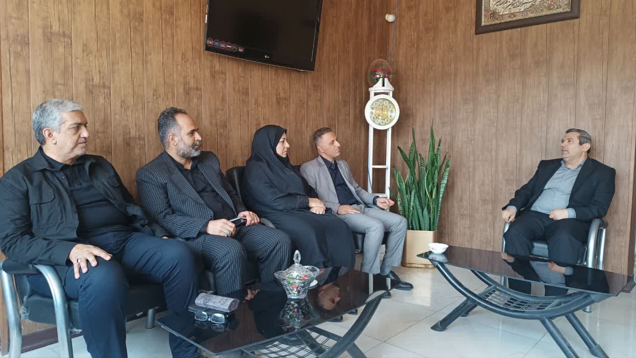 دیدار شهردار و اعضای شورای اسلامی شهر هشتگرد با مدیر جدید آموزش و پرورش شهرستان ساوجبلاغ