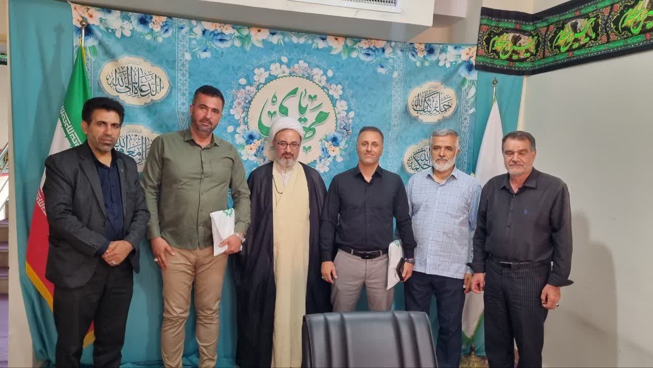 حضور اعضای شورای شهر هشتگرد در بنیاد مهدویت استان البرز