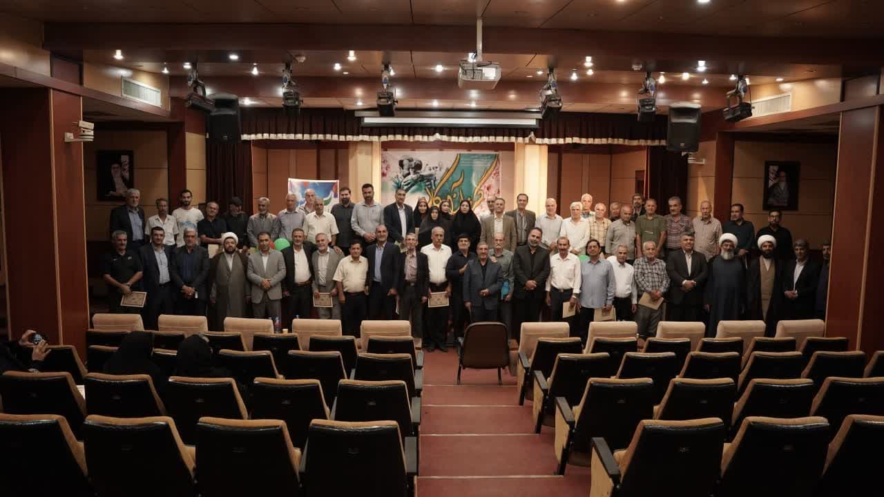 گزارش_تصویری تجلیل از آزادگان شهرستان ساوجبلاغ در سالروز بازگشت به میهن اسلامی