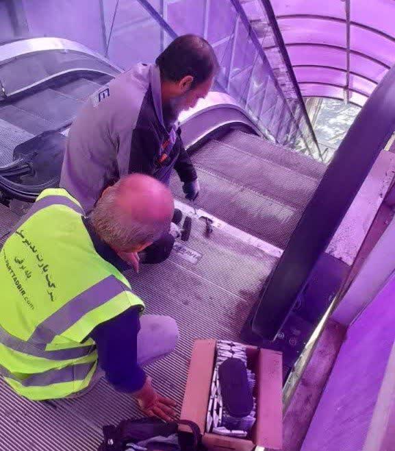 ارتقای ایمنی پلهبرقی بلوار امام(ره)