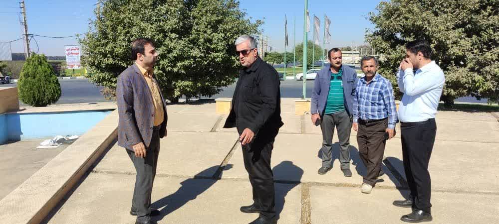 🔰ساماندهی مبادی ورودی و خروجی شهر ؛ بهسازی میدان امام حسین(ع) در دستور کار حوزه معاونت خدمات شهری هشتگرد قرار گرفت.