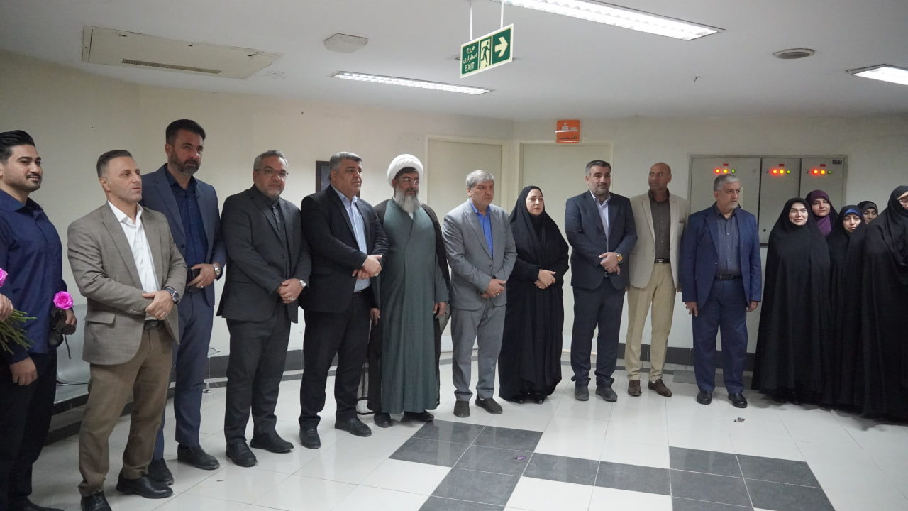 دیدار مسؤلین شهرستان ساوجبلاغ با پرسنل پرستاری بیمارستان امام جعفر صادق(ع) و بیمارستان تامین اجتماعی شهر هشتگرد