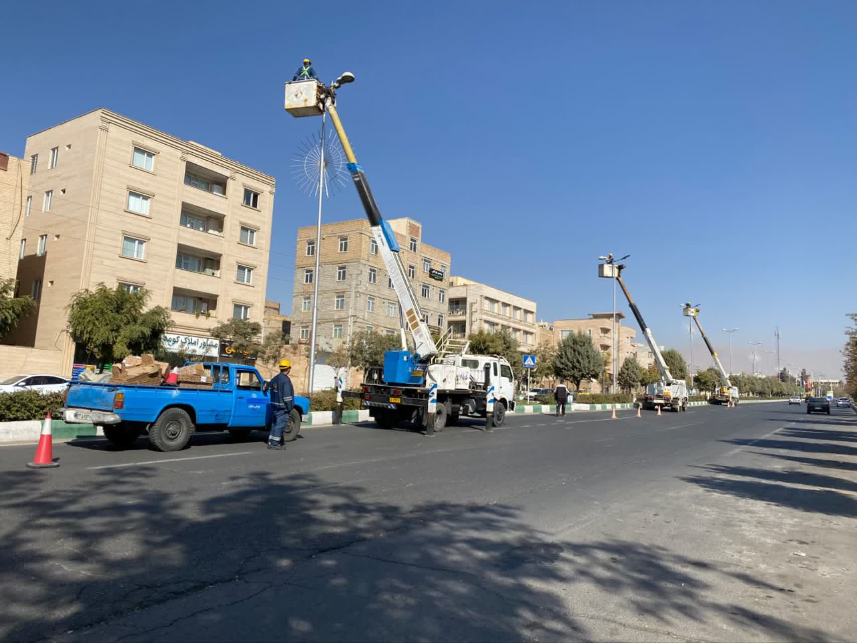 اصلاح و تامین روشنایی بلوار شهید صبائی هشتگرد