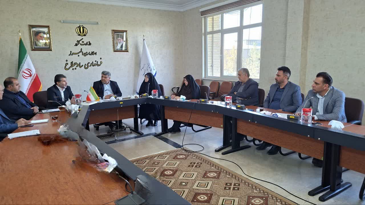 جلسه هماهنگی اجرای پروژه پوشش نهر در محله والفجر (بلوار خبرنگار ) شهر هشتگرد