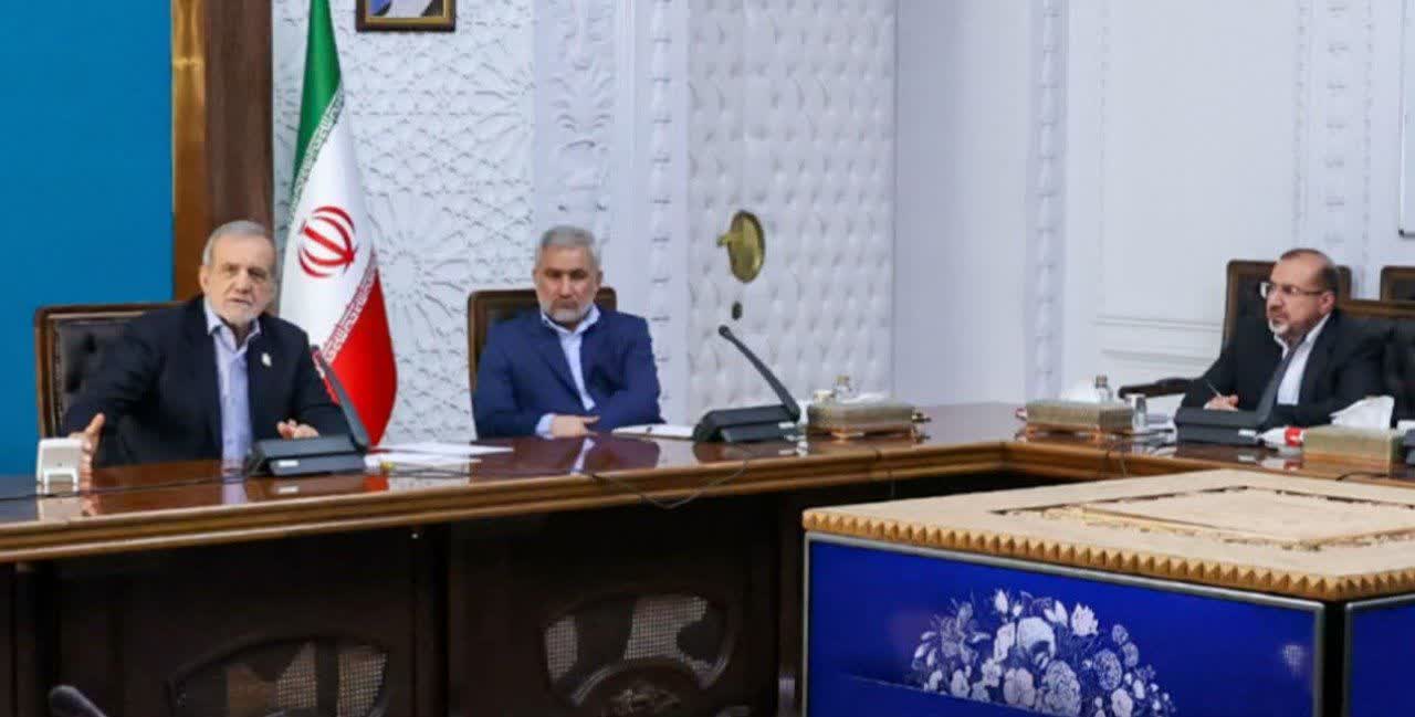 دیدار علی حدادی با دکتر مسعود پزشکیان صورت گرفت: