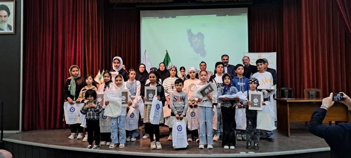 تجلیل از کتاب‌خوانان برتر باشگاه «صدتایی‌ها» در ساوجبلاغ