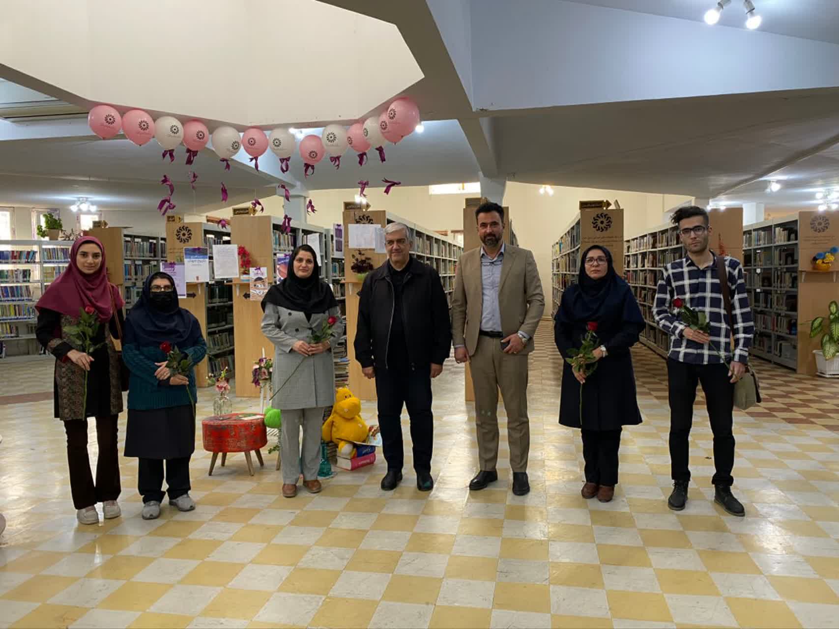 دیدار شهردار و رئیس کمیسیون فرهنگی شورای اسلامی شهر با رئیس نهاد کتابخانه عمومی شهرستان ساوجبلاغ دیدار شهردار و رئیس کمیسیون فرهنگی شورای اسلامی شهر با رئیس نهاد کتابخانه عمومی شهرستان ساوجبلاغ