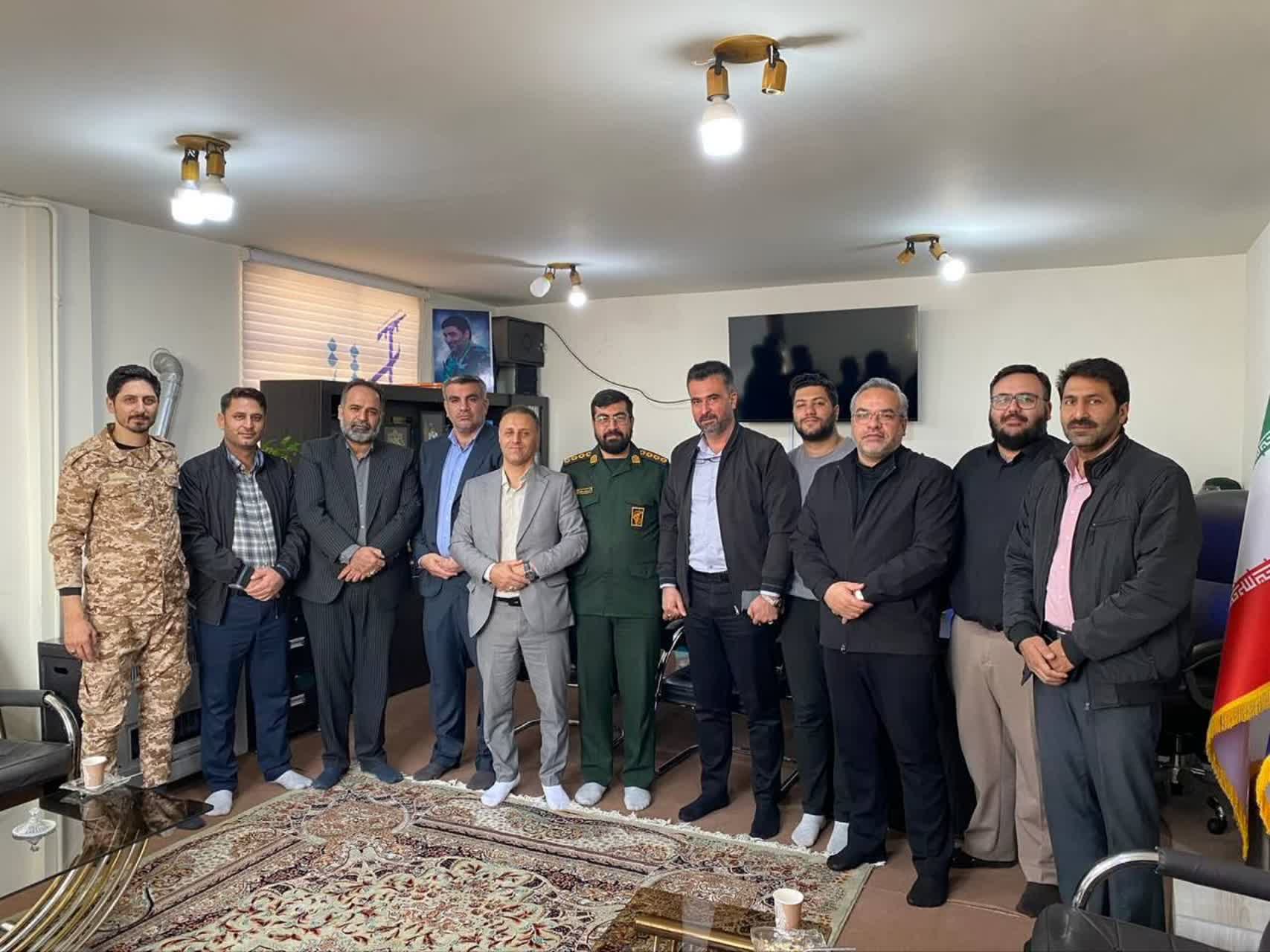 دیدار مدیریت شهری هشتگرد با فرمانده سپاه ناحیه ساوجبلاغ و حوزه ۶۱۱ مالک اشتر دیدار مدیریت شهری هشتگرد با فرمانده سپاه ناحیه ساوجبلاغ و حوزه ۶۱۱ مالک اشتر