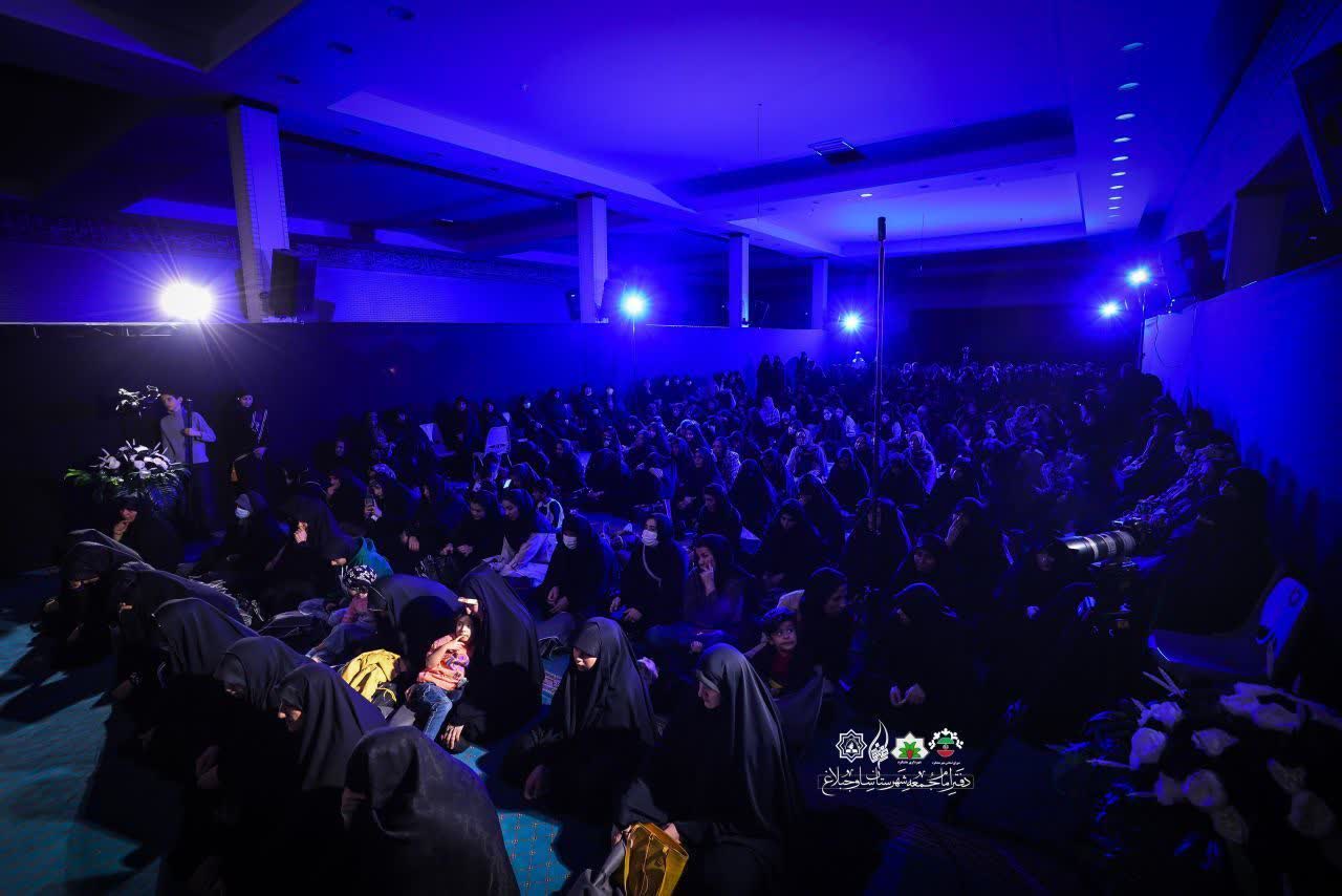 سومین روز از هفته فرهنگی هشتگرد با برنامه ویژه گرامیداشت وفات مادر ادب حضرت ام البنین سلام الله علیها